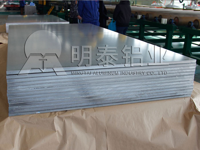 機箱機柜用5052鋁板多少錢一噸，明泰優惠報價分析